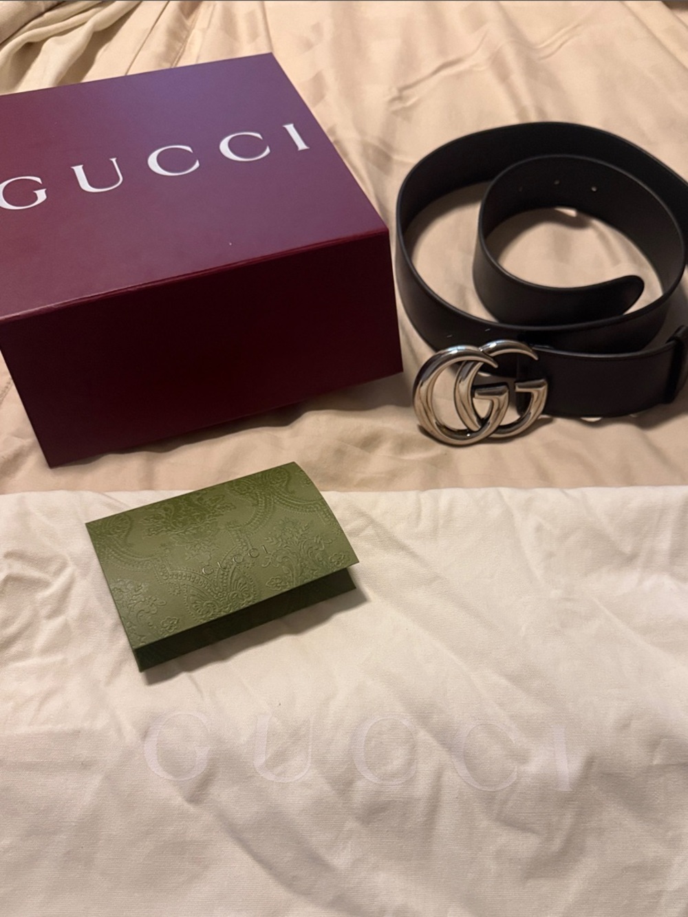 Gucci Black Leather Belt with Silver Double G Buckle